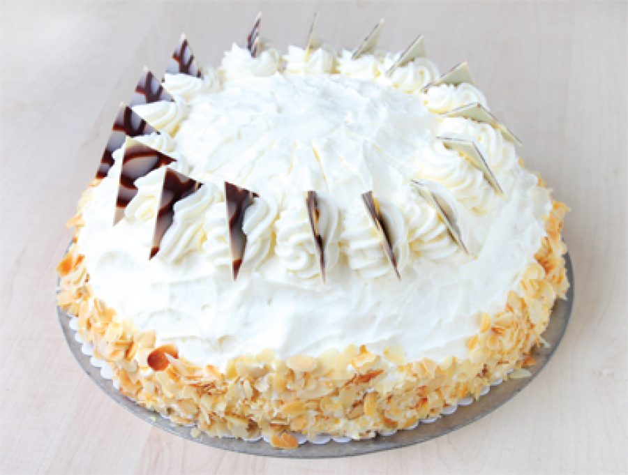 Eierlikör-Kuppeltorte